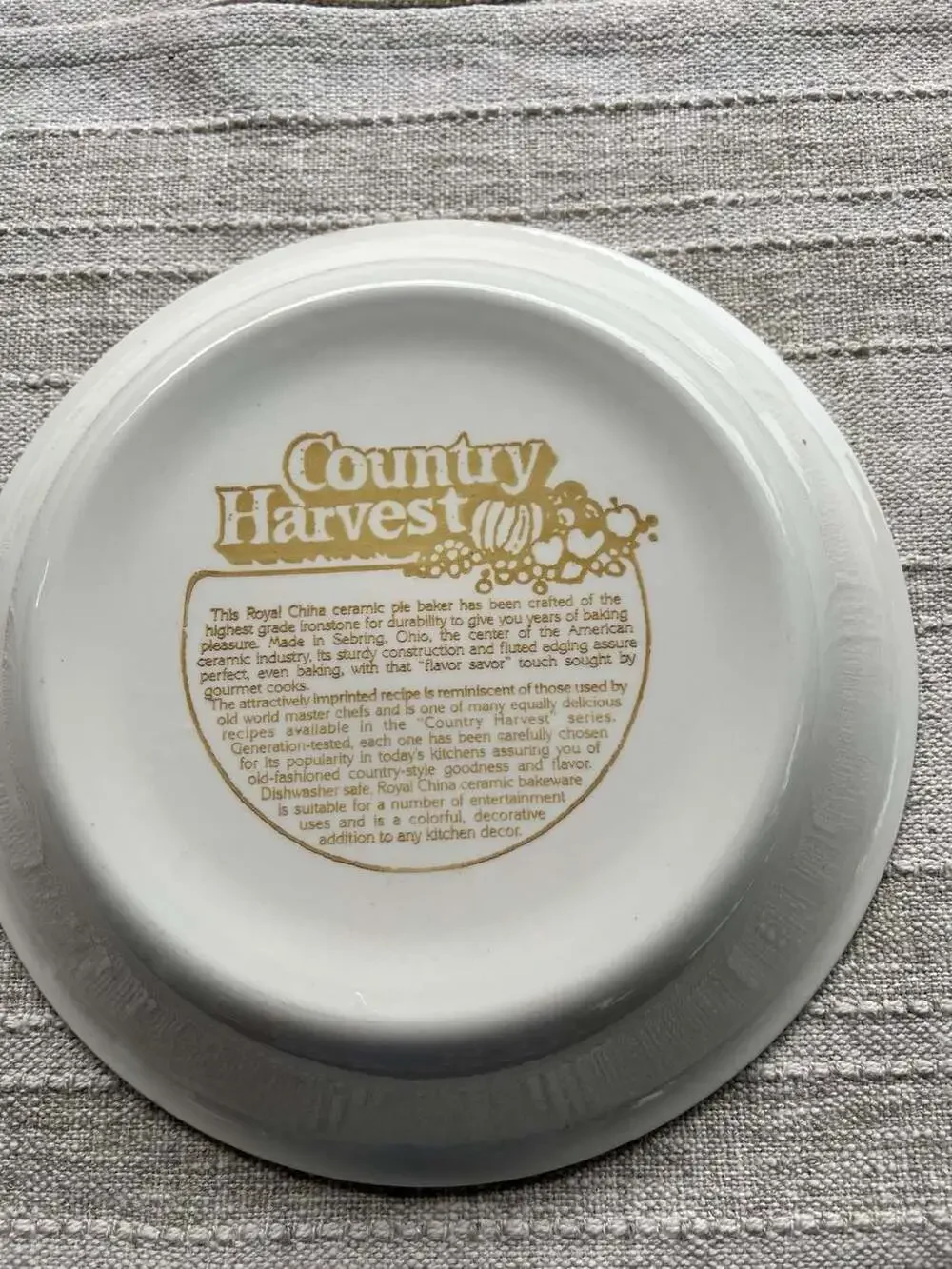Vintage 1983 Royal China Co. Country Harvest Strawberry Pie Recipe Ceramic Pie P